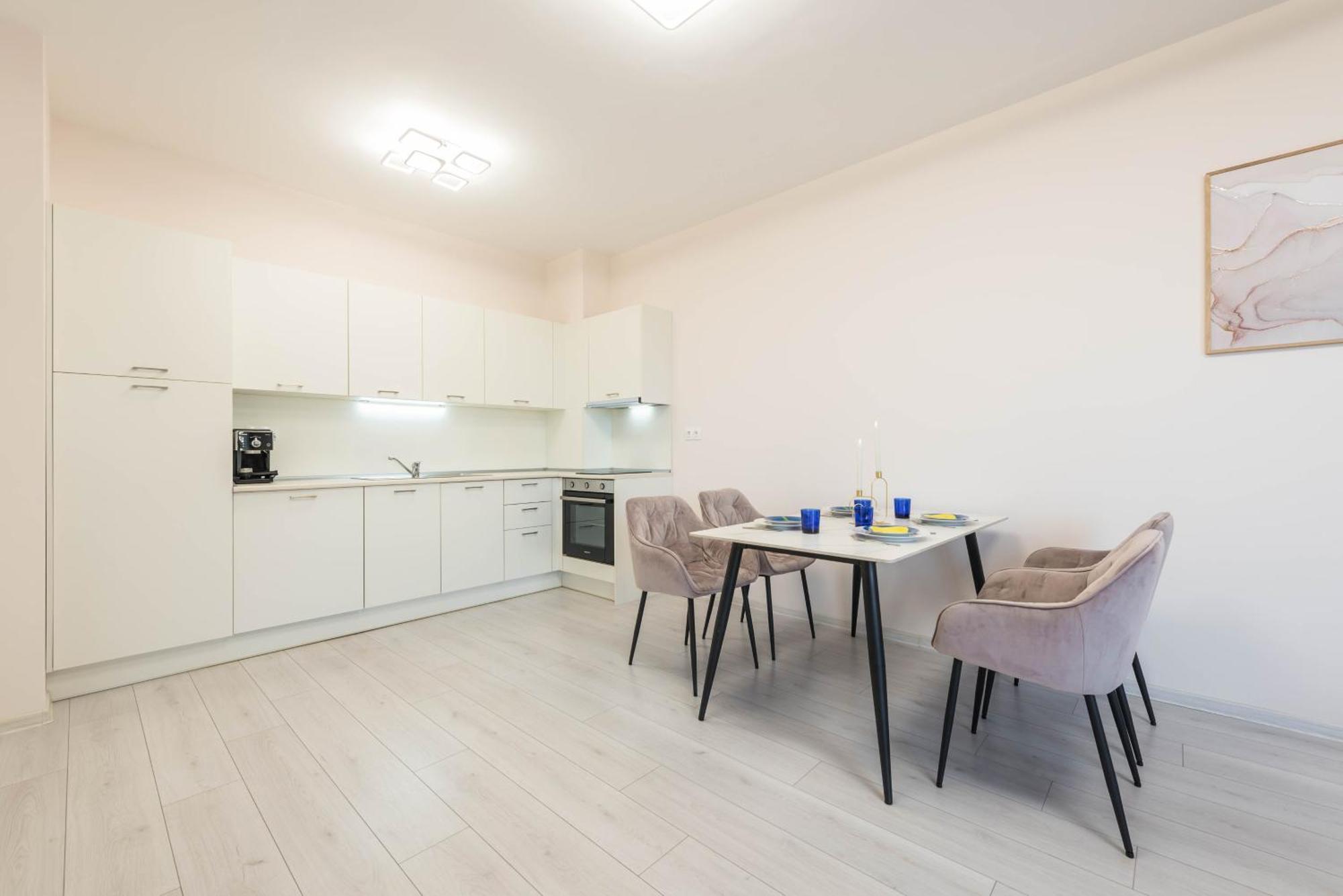 Luxurious And Panoramic Apartments At The Beach In La Mer Complex โกลเดน แซนส์ ภายนอก รูปภาพ